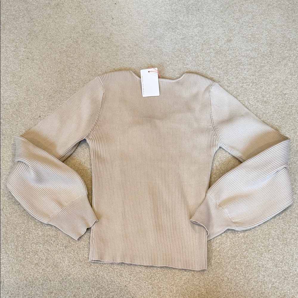 Women’s Beige Knit Sweetheart Sweater - Picture 6 of 7